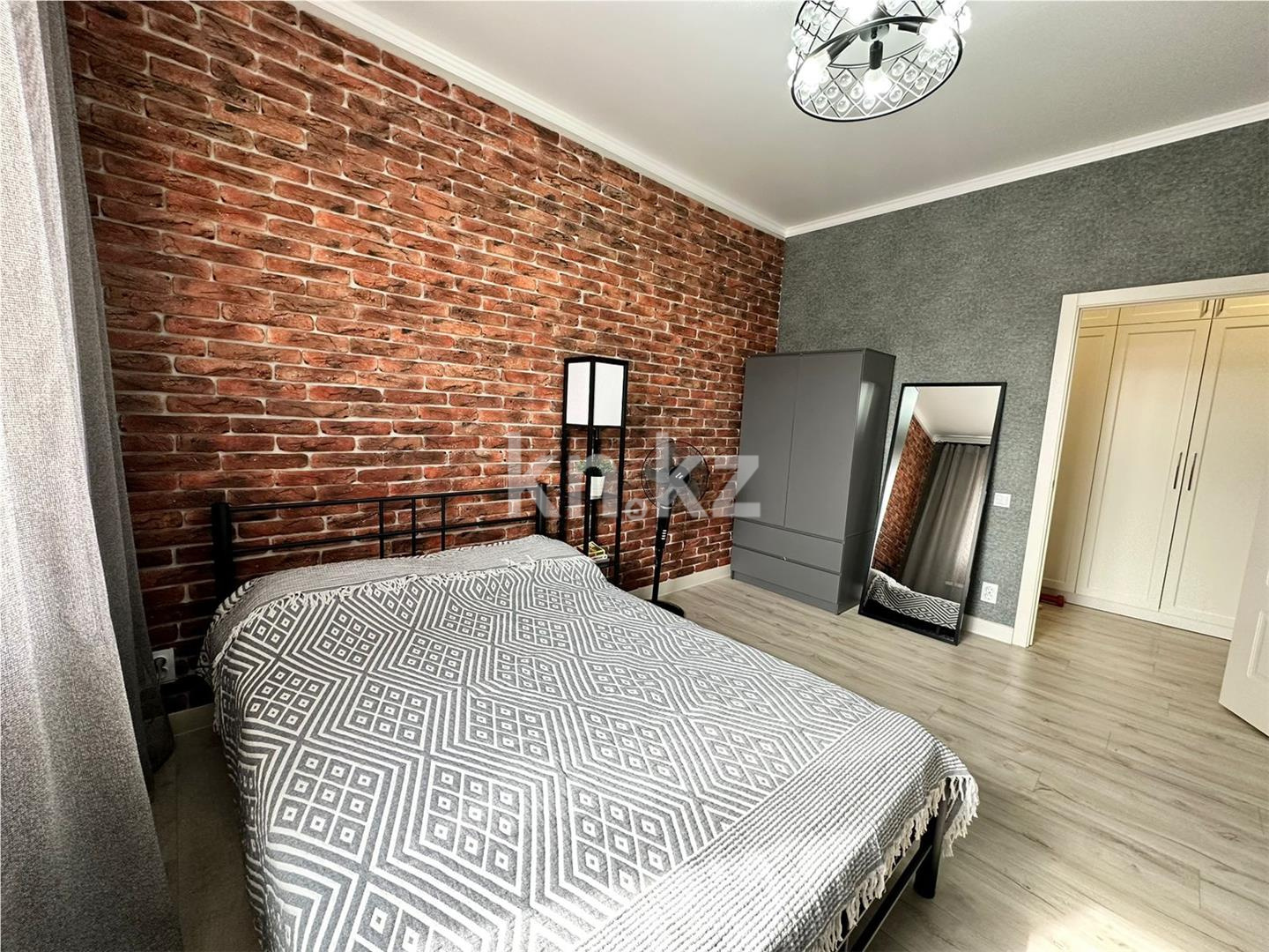 Продажа 3-комнатной квартиры, 88 м², мкр. Степной-2, дом  14/1 в Караганде - фото 6