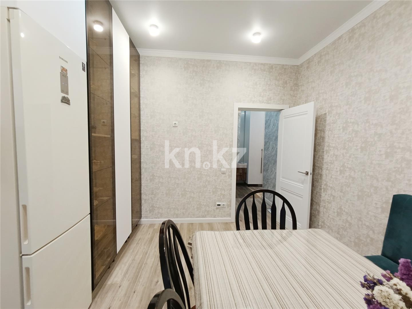 Продажа 3-комнатной квартиры, 94 м², ул. Ашимова, дом  15 в Караганде - фото 12
