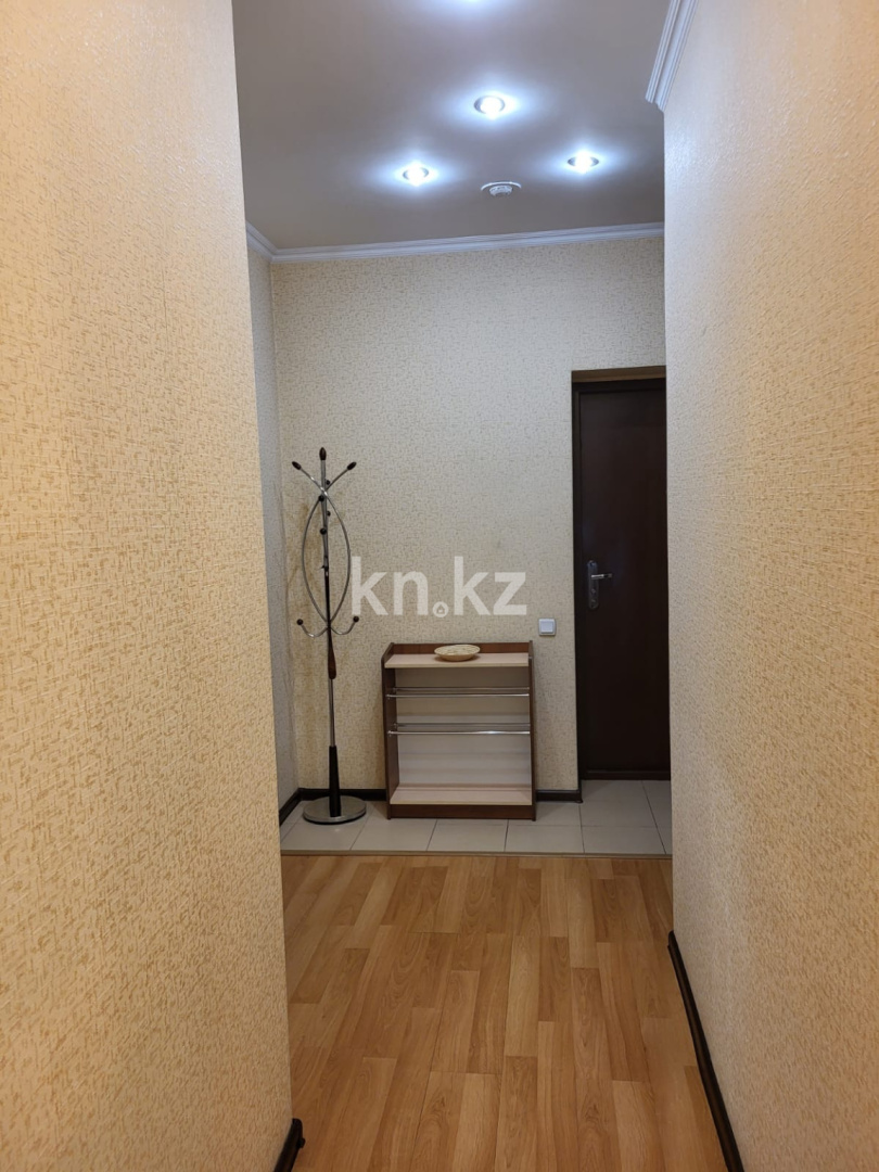 Аренда 2-комнатной квартиры, 50 м², ул. Ходжанова, дом  76 - пр. Аль-Фараби в Алматы - фото 26