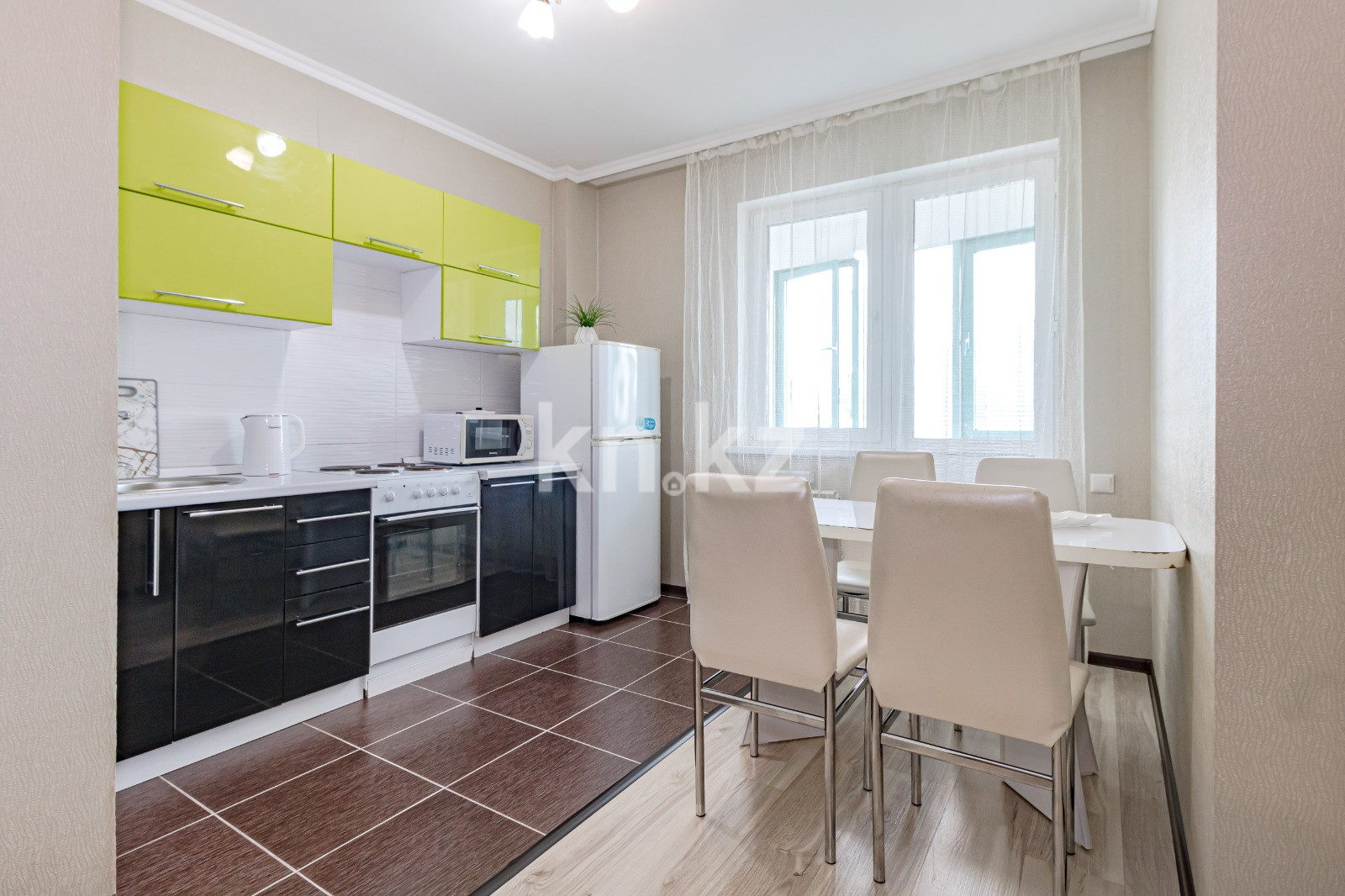 Аренда 2-комнатной квартиры посуточно, 65 м², ул. Сарайшык, дом  7 - пр. Кабанбай батыра в Астане - фото 9