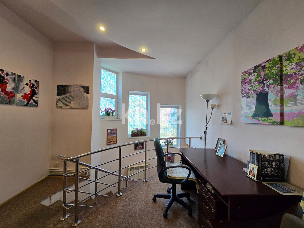 Продажа 5-комнатного дома, 209 м², ул. Ладушкина, дом  173 в Алматы - фото 31