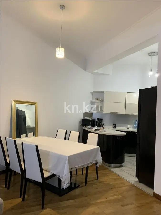 Продажа 2-комнатной квартиры, 106 м², ул. Омаровой, дом  37 в Алматы - фото 2