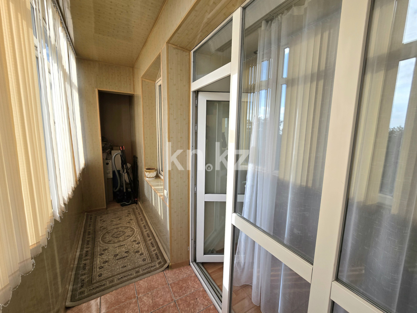 Продажа 3-комнатной квартиры, 62 м², ул. Туркестанская, дом  9 в Шымкенте - фото 4