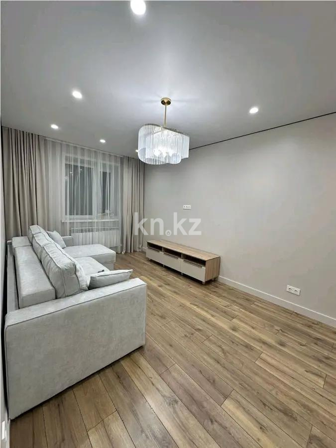 Продажа 1-комнатной квартиры, 35.2 м², ул. Сауран, дом  6 в Астане