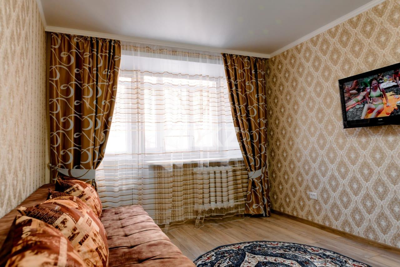 Аренда 2-комнатной квартиры посуточно, 50 м², пр. Бухар-жырау, дом  73/2 в Караганде - фото 2