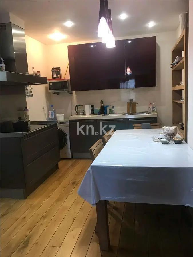 Продажа 2-комнатной квартиры, 70 м², пр. Абая, дом  45/1 в Астане - фото 2