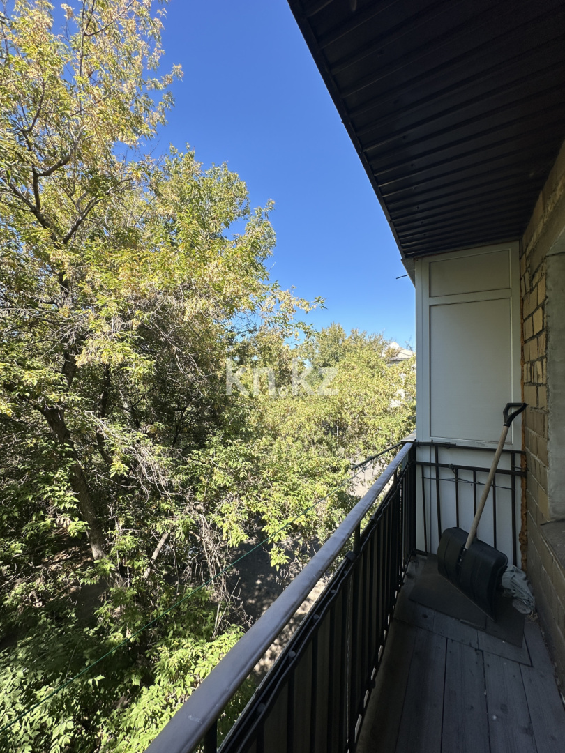 Продажа 2-комнатной квартиры, 45.8 м², ул. Аманжолова, дом  17 в Караганде - фото 24