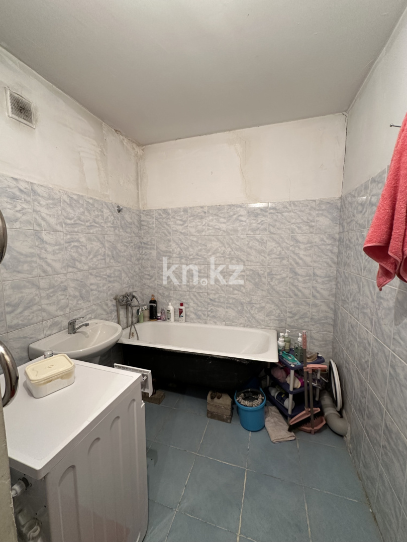 Продажа 3-комнатной квартиры, 70 м², мкр-н Нурсат-2, дом  43 в Шымкенте - фото 7