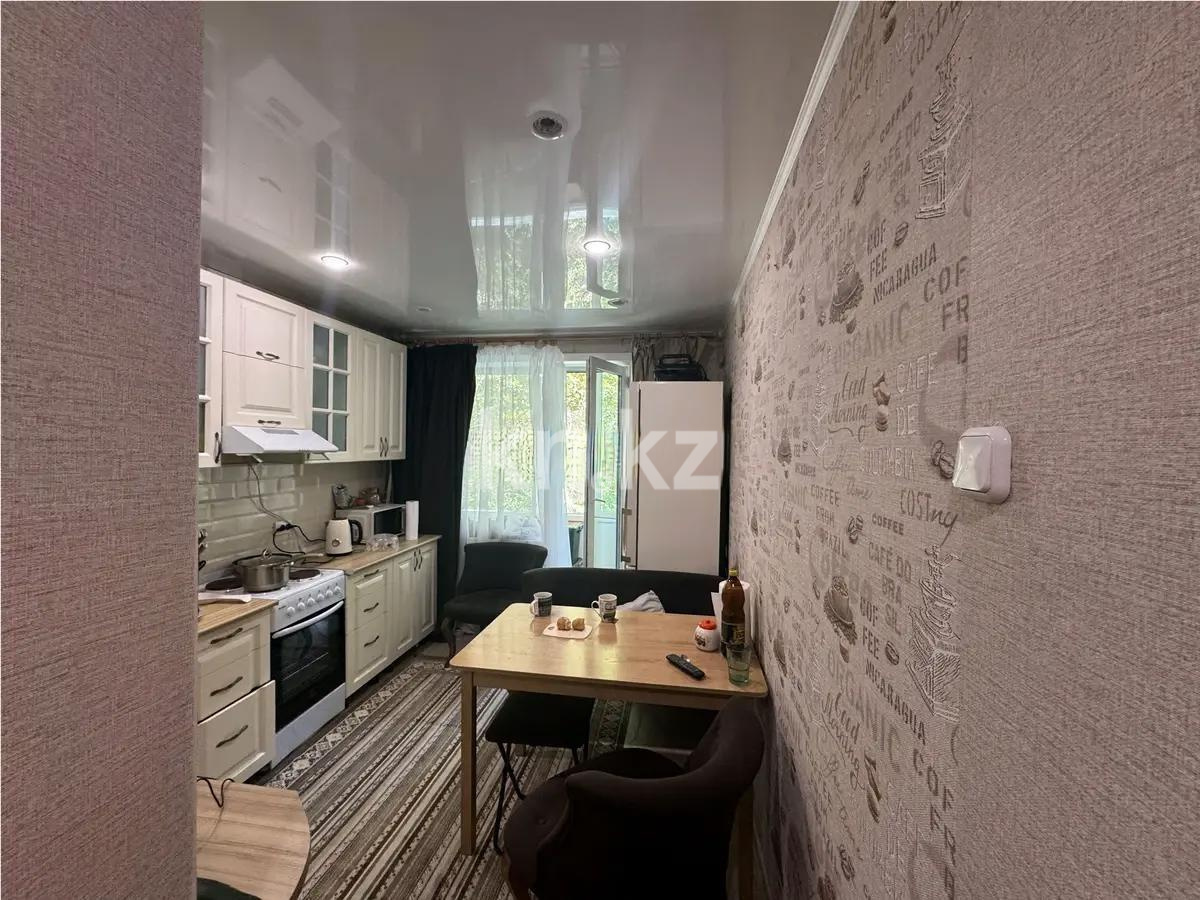Продажа 2-комнатной квартиры, 54 м², пр. Республики, дом  18/2 в Караганде - фото 3