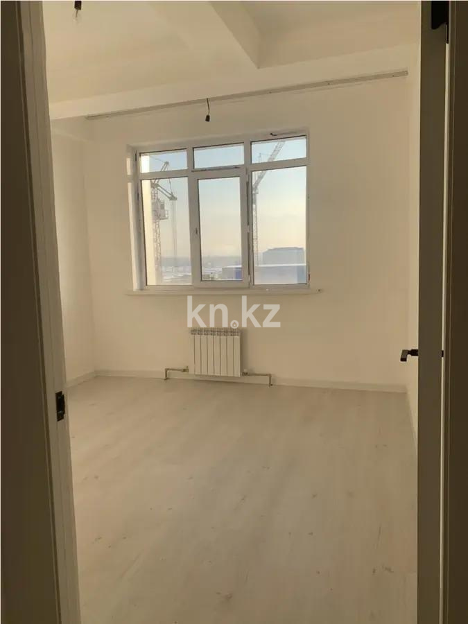 Продажа 1-комнатной квартиры, 37 м², пр. Достык, дом  290 в Алматы