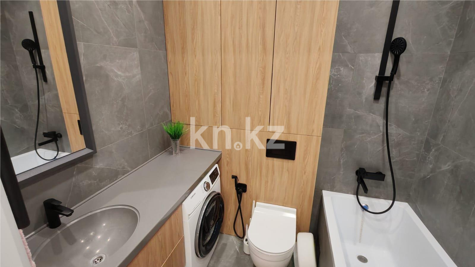 Продажа 2-комнатной квартиры, 67 м², ул. Ашимова в Караганде - фото 22