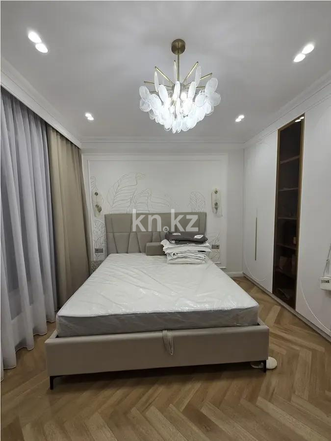 Продажа 3-комнатной квартиры, 85 м², ул. Бухар жырау, дом  26 стр в Астане