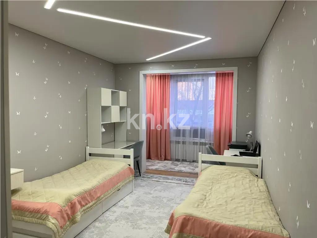 Продажа 4-комнатной квартиры, 90 м², ул. Жамбыла, дом  116 в Алматы - фото 3
