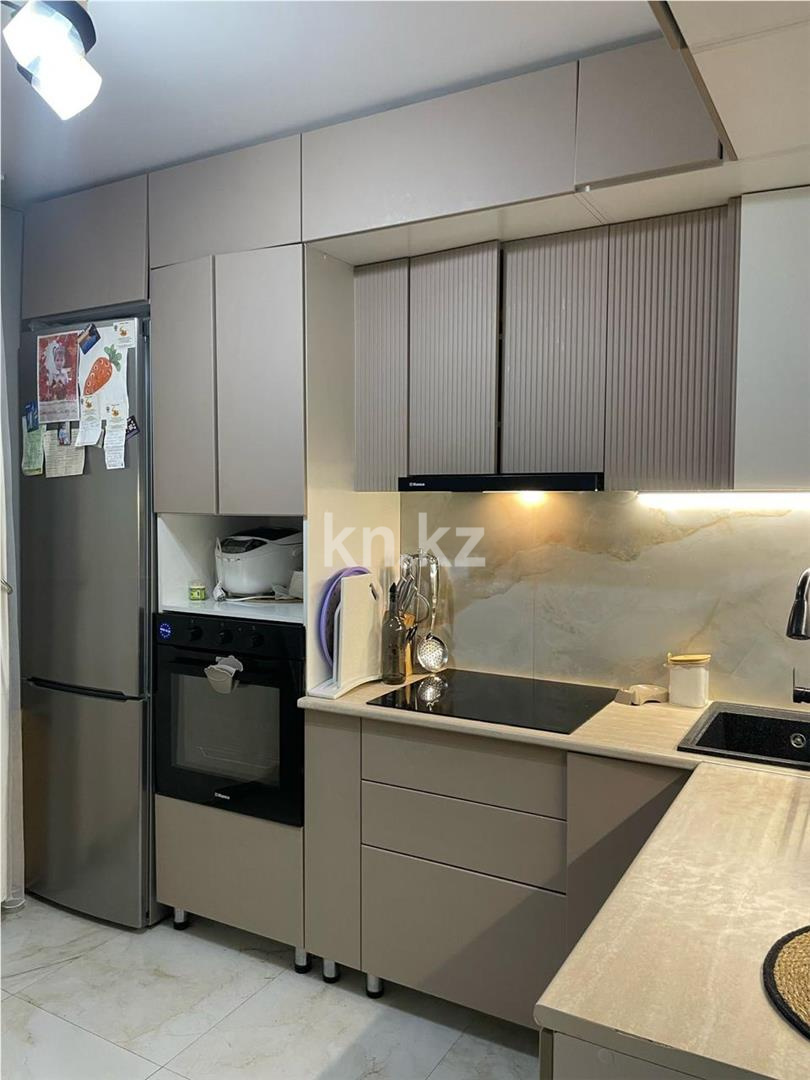 Продажа 5-комнатной квартиры, 105 м², мкр. Голубые Пруды в Караганде - фото 11