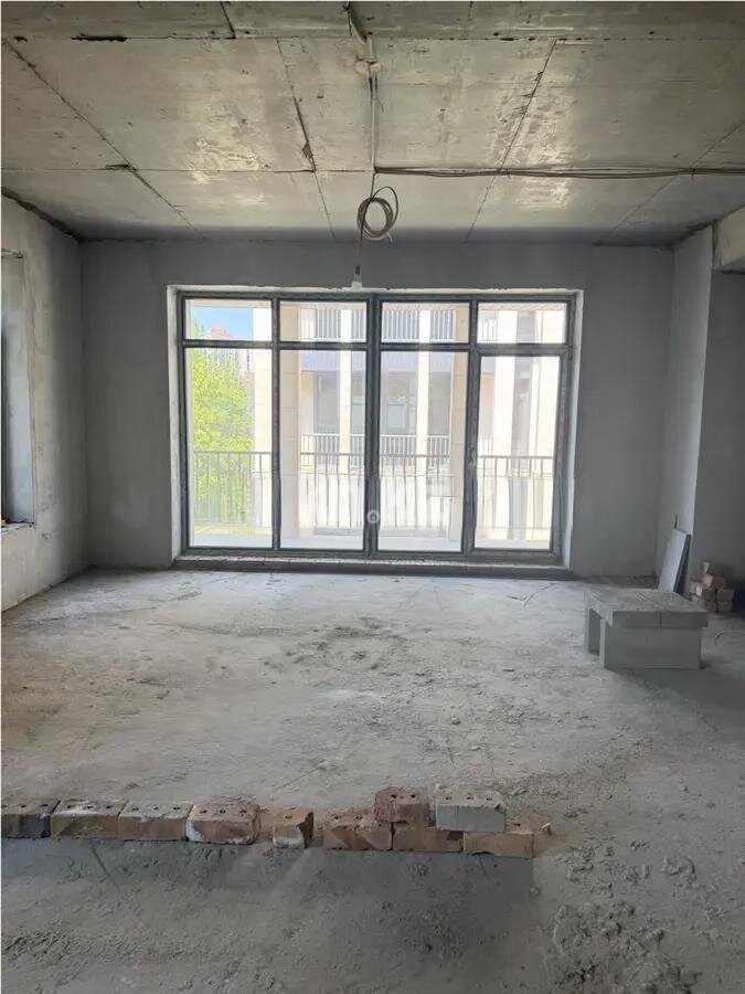 Продажа 2-комнатной квартиры, 83 м² в Алматы