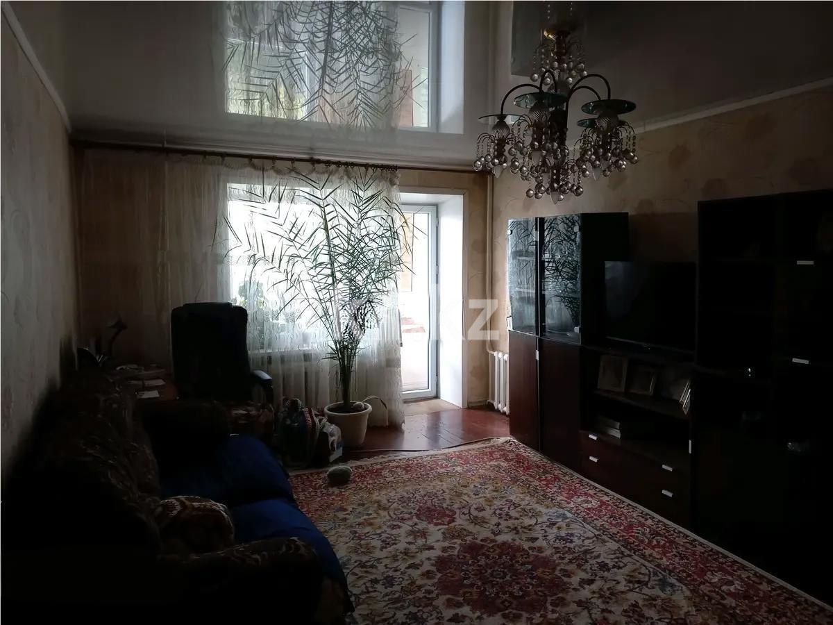 Продажа 3-комнатной квартиры, 60 м², ул. Ержанова, дом  46 в Караганде