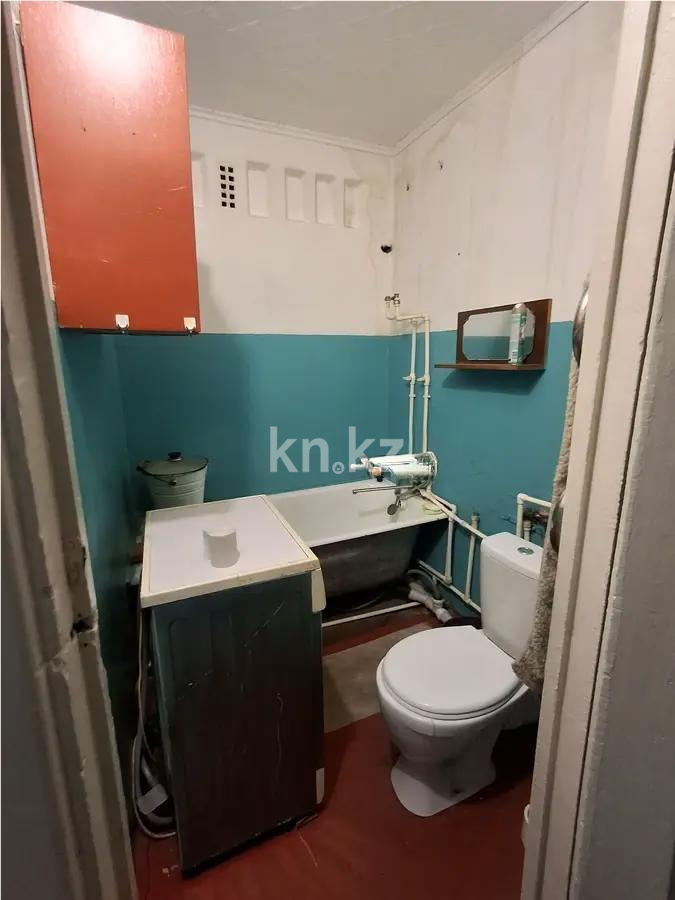 Продажа 2-комнатной квартиры, 46 м², мкр-н 13, дом  6 в Караганде - фото 3