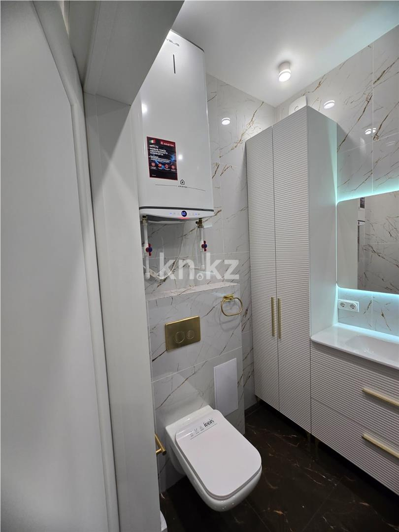 Продажа 3-комнатной квартиры, 75 м², ул. Жанибекова, дом  118 в Караганде - фото 18