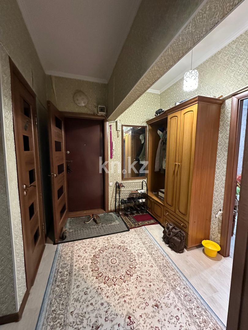 Продажа 3-комнатной квартиры, 68 м², ул. Жандосова, дом  6а в Шымкенте - фото 14