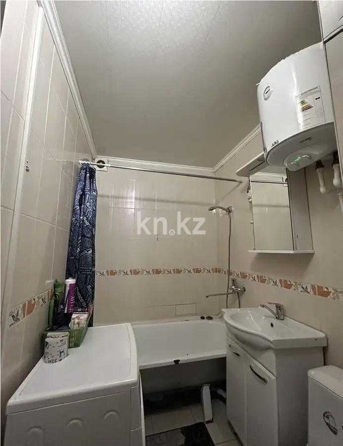 Продажа 1-комнатной квартиры, 32 м², ул. Дюсембекова, дом  3 в Караганде - фото 3