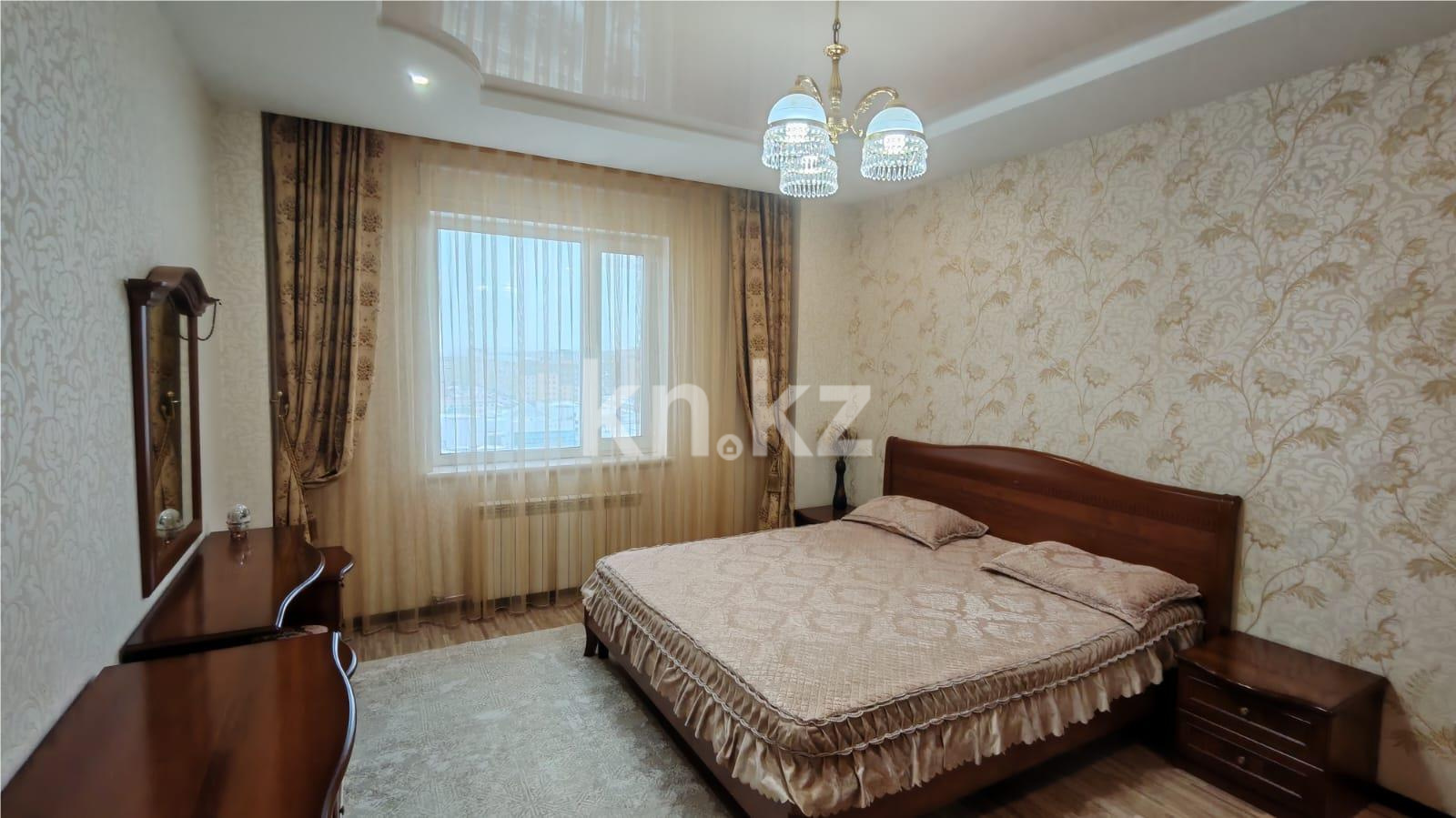 Продажа 3-комнатной квартиры, 90 м², пр. Шахтеров, дом  60 в Караганде - фото 15