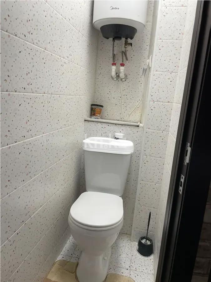 Продажа 1-комнатной квартиры, 32 м², мкр-н 23, дом  36 в Караганде - фото 4