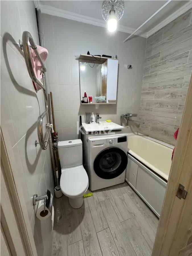 Продажа 2-комнатной квартиры, 43 м², ул. Утепова, дом  23 в Алматы - фото 4