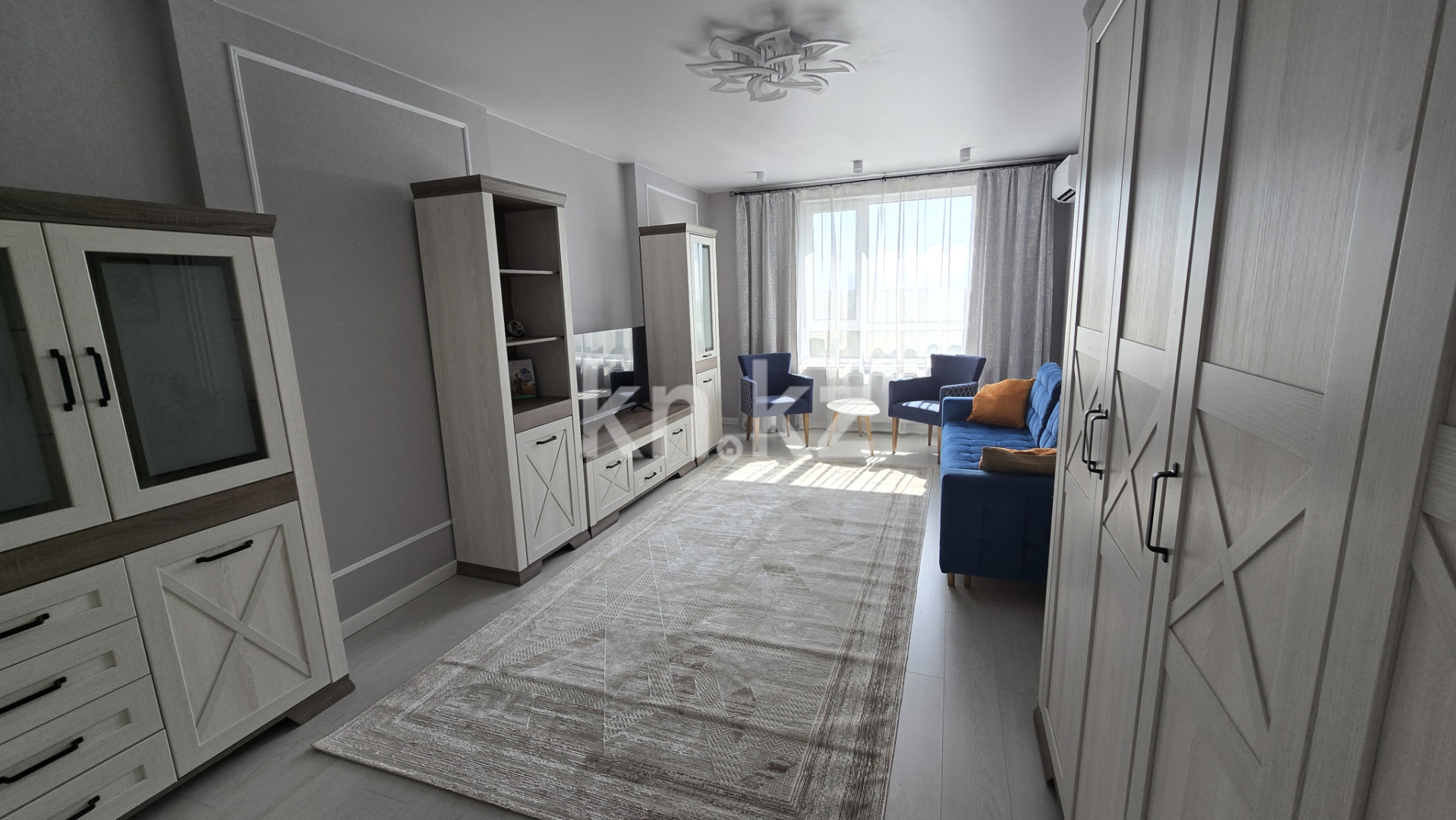 Аренда 2-комнатной квартиры, 76 м² в Алматы