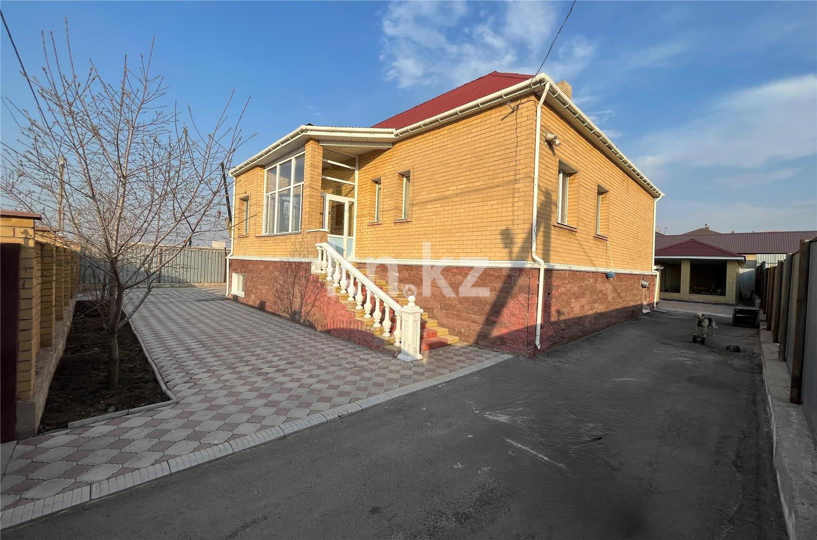 Продажа 9-комнатного дома, 370 м², Таугуль в Караганде - фото 39