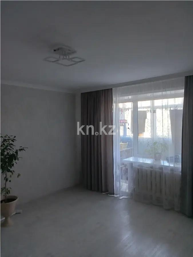 Продажа 3-комнатной квартиры, 79 м², мкр. Восток-2, дом  7 в Караганде