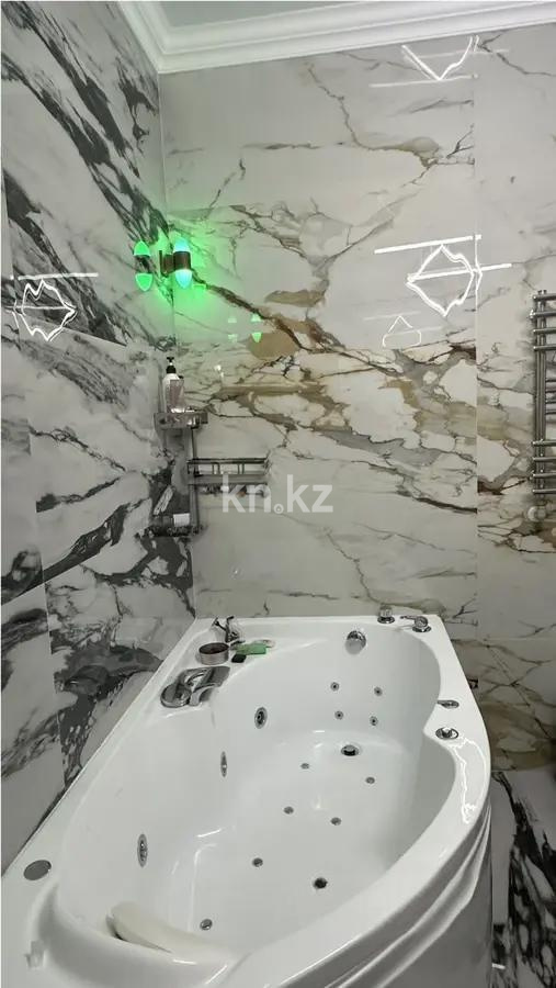 Продажа 2-комнатной квартиры, 110 м², ул. Ушкемпирова, дом  44 в Алматы - фото 4