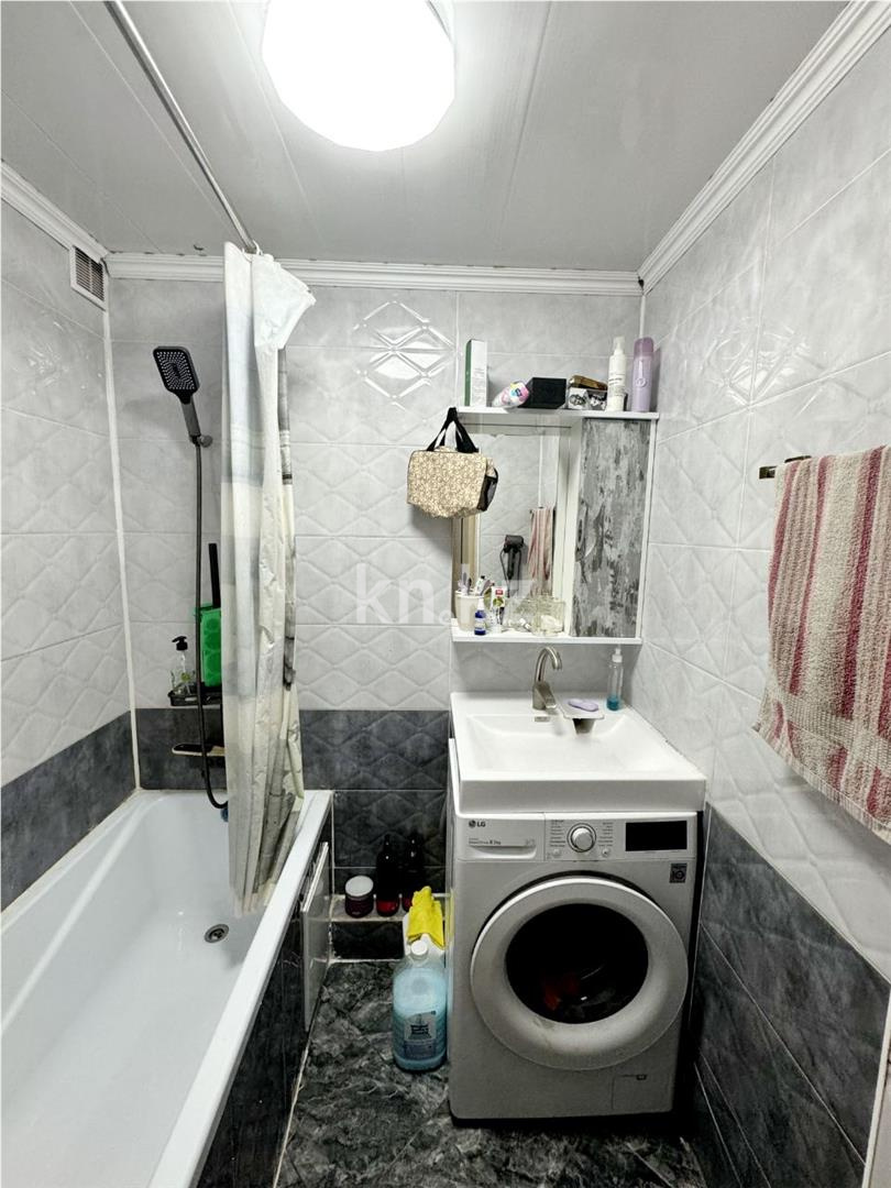 Продажа 3-комнатной квартиры, 67 м², мкр-н 16, дом  12 в Караганде - фото 9