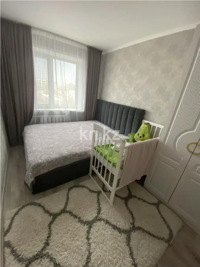 Продажа 2-комнатной квартиры, 43 м², 15 мкр., дом  11 в Караганде - фото 2