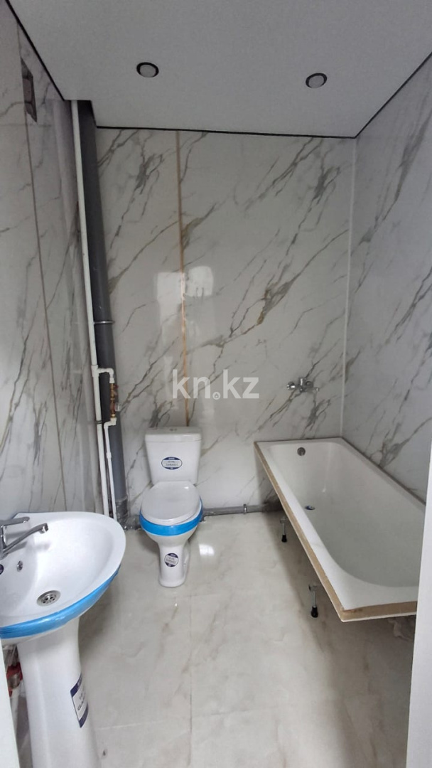 Продажа 1-комнатной квартиры, 55.6 м², ул. Жумагалиева в Уральске - фото 4