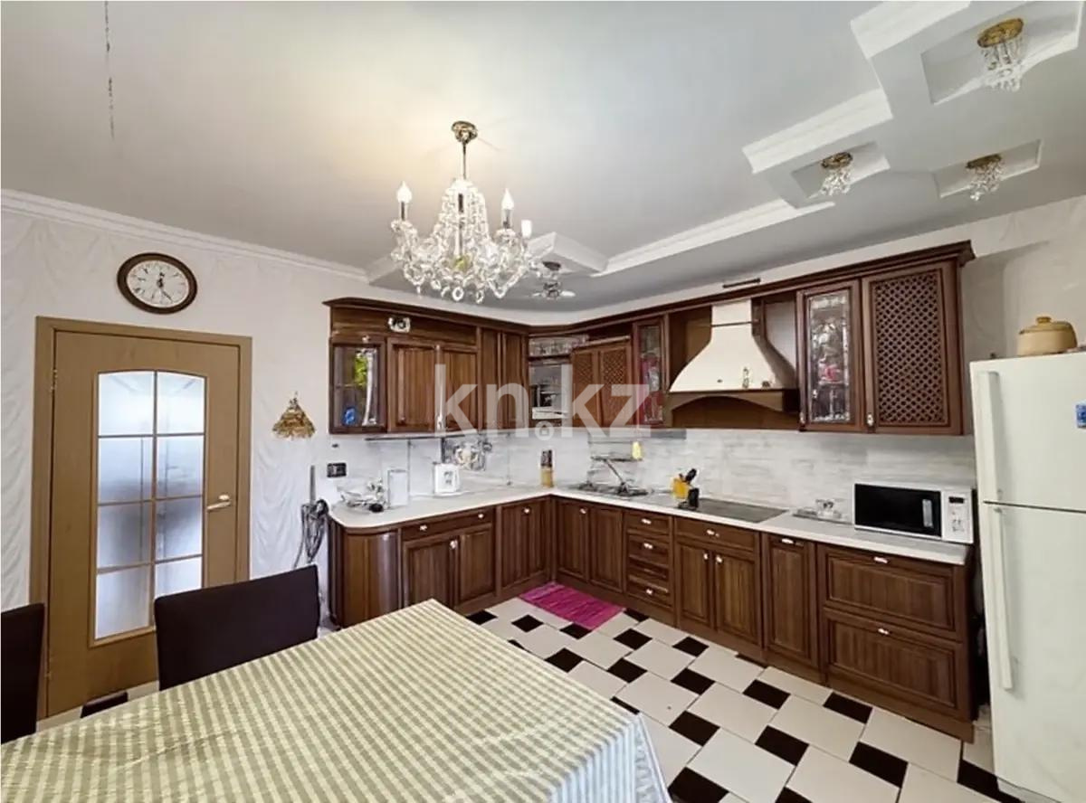 Продажа 3-комнатной квартиры, 130 м², ул. Байтурсынова, дом  17 в Астане - фото 4