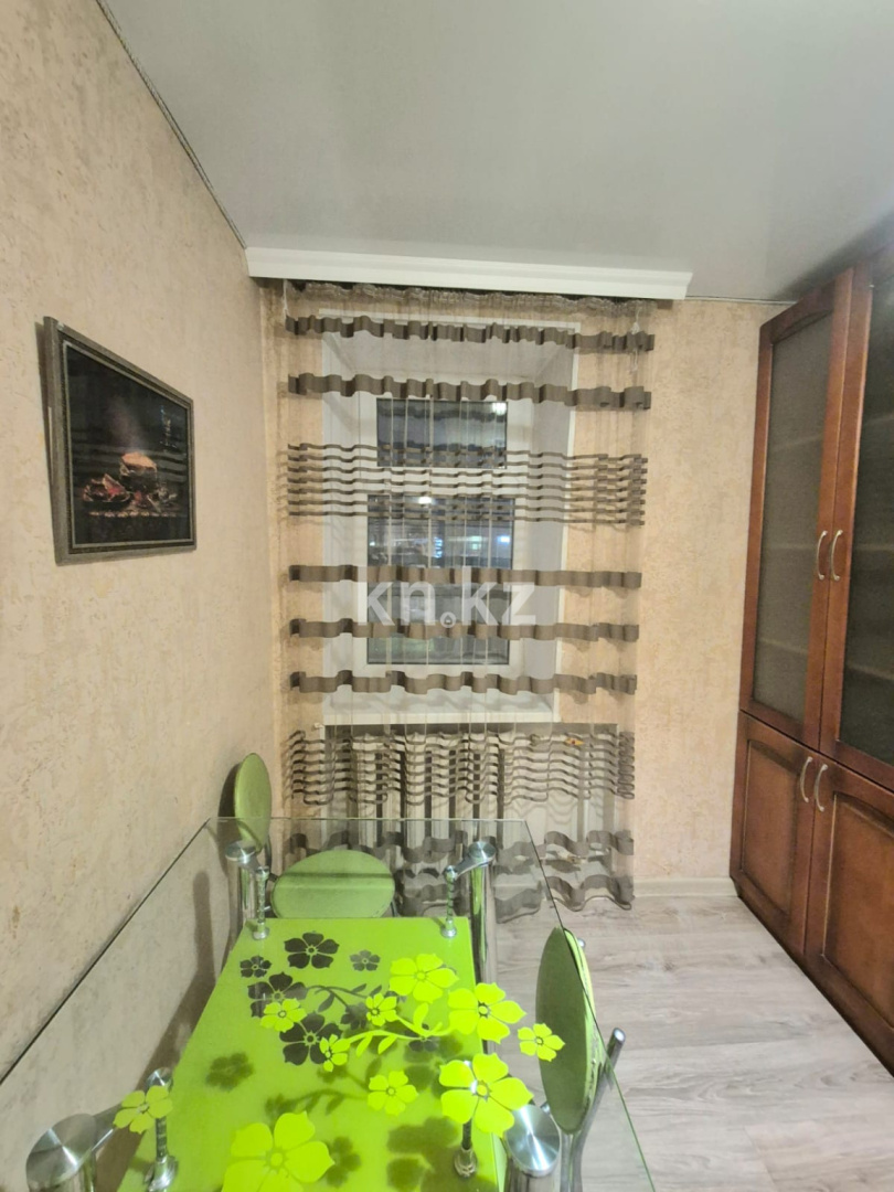 Продажа 1-комнатной квартиры, 40 м², пр. Бухар-жырау, дом  76 в Караганде - фото 7