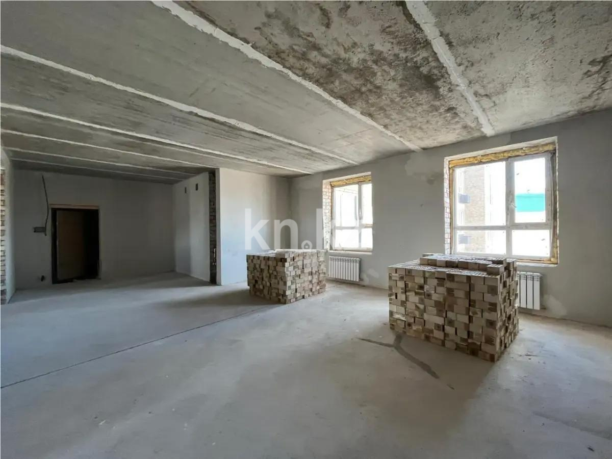Продажа 3-комнатной квартиры, 78 м² в Караганде