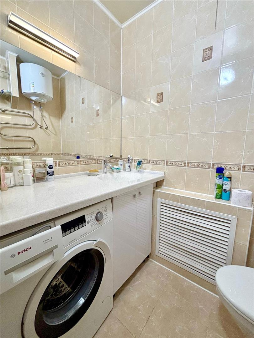 Продажа 3-комнатной квартиры, 84 м², ул. Абая в Караганде - фото 14