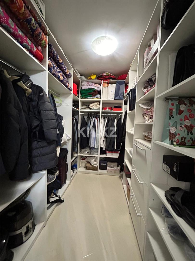 Продажа 5-комнатной квартиры, 202 м², пр. Абая в Астане - фото 18