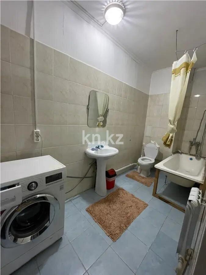 Продажа 3-комнатной квартиры, 70.5 м² в Алматы - фото 5