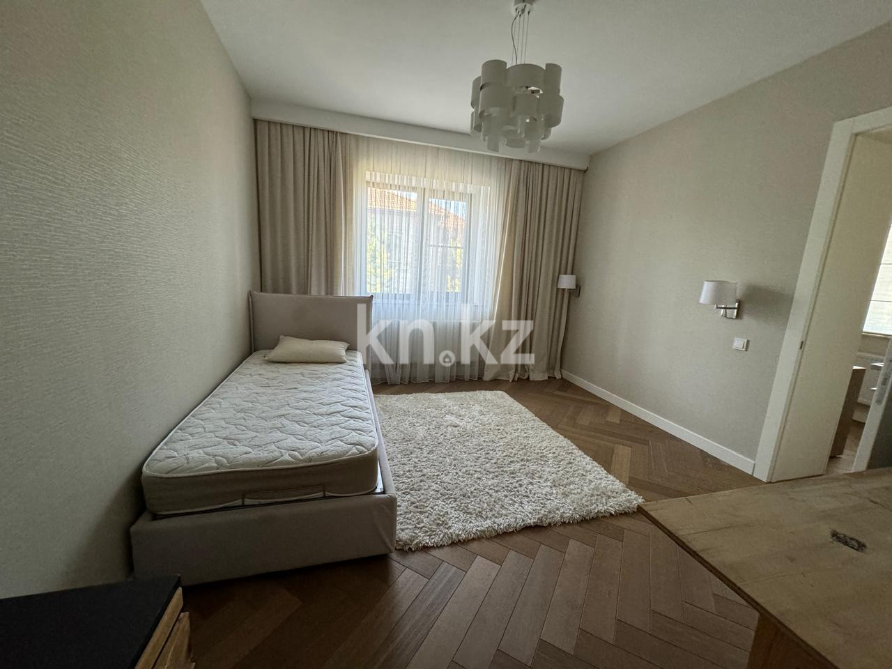 Аренда 5-комнатного дома, 380 м², ул. Кыз-Жибек в Астане - фото 27