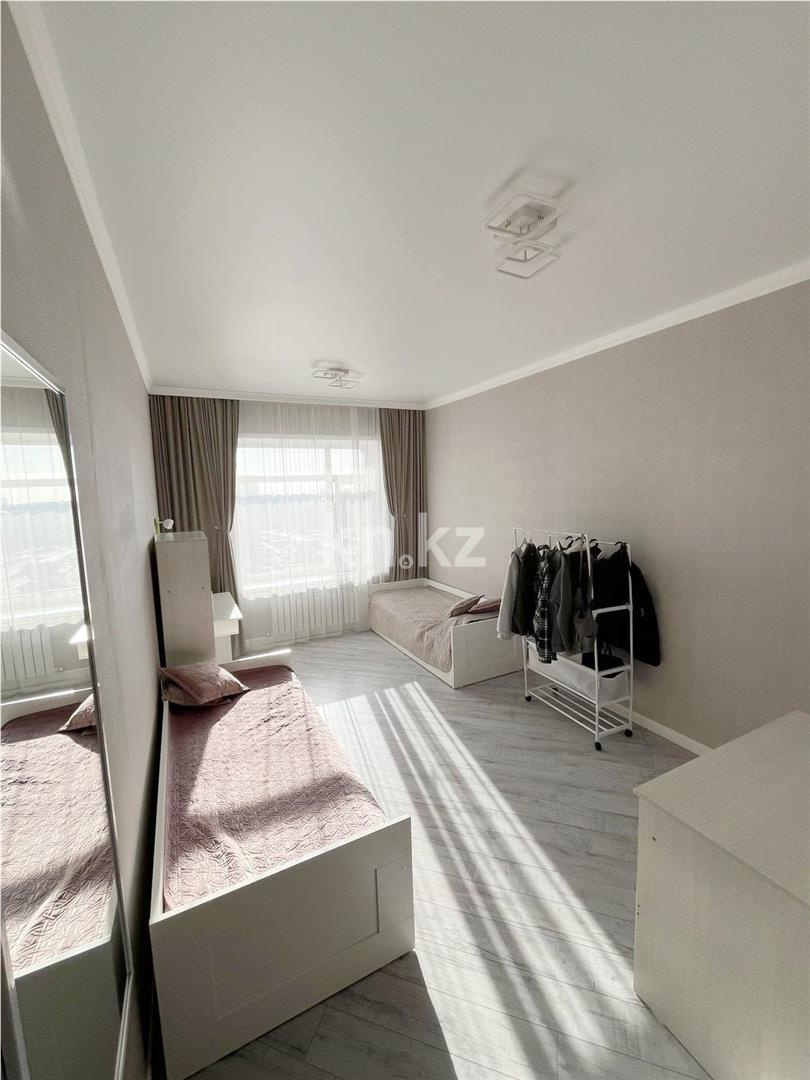 Продажа 3-комнатной квартиры, 86 м², ул. Муканова в Караганде - фото 7