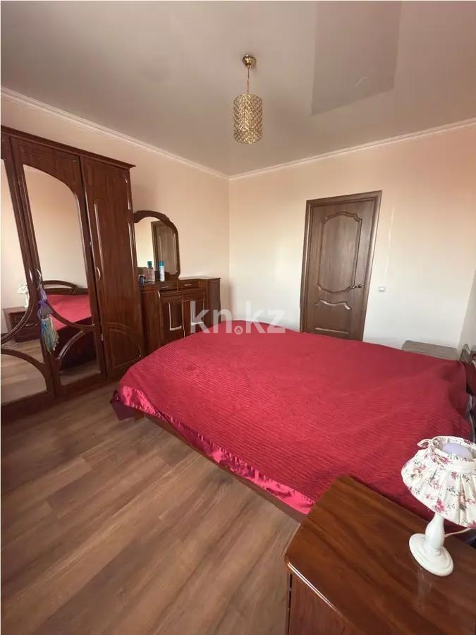 Продажа 2-комнатной квартиры, 63 м², мкр-н Аксай-1, дом  10/3 в Алматы - фото 2