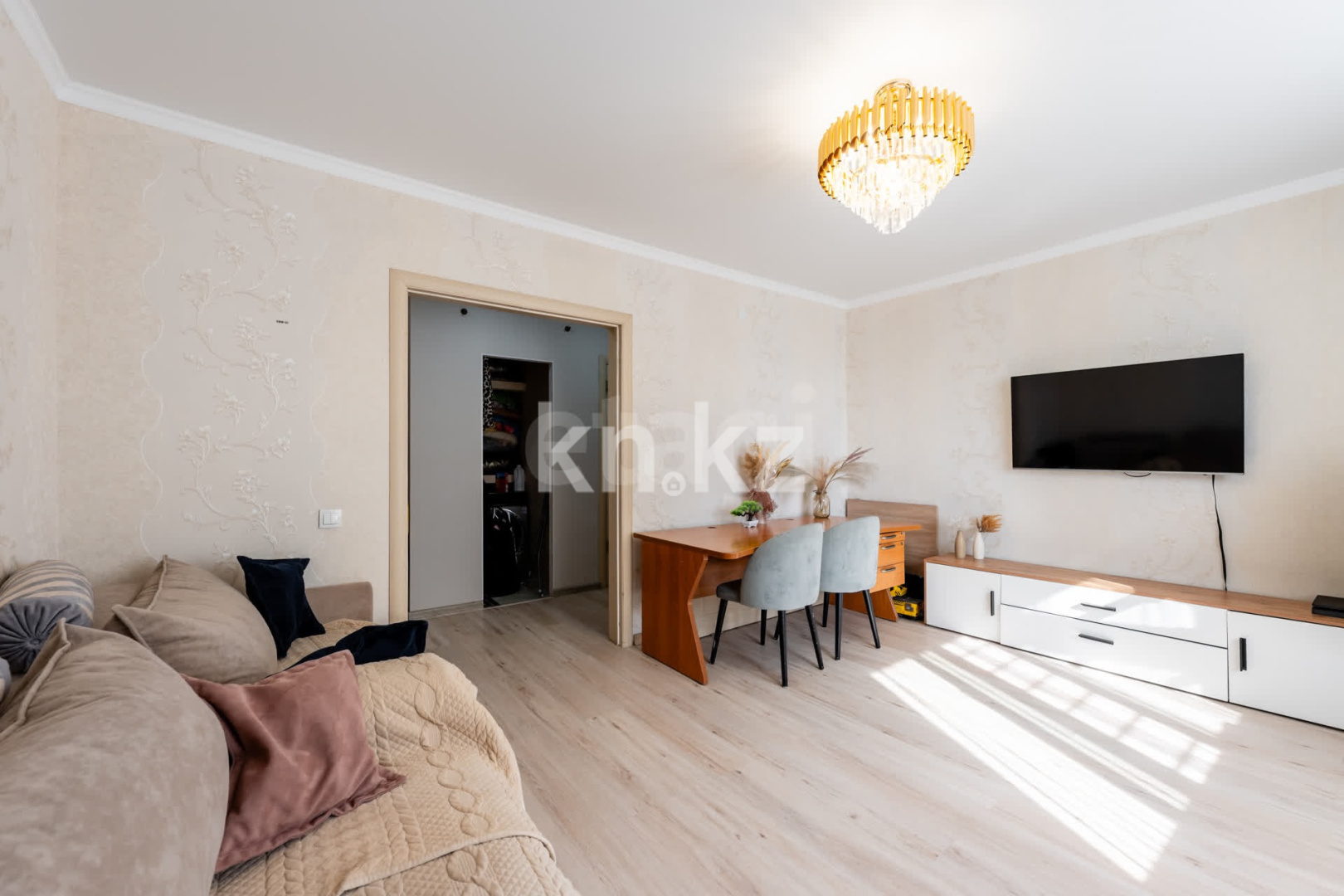 Продажа 3-комнатной квартиры, 74 м² в Астане - фото 2