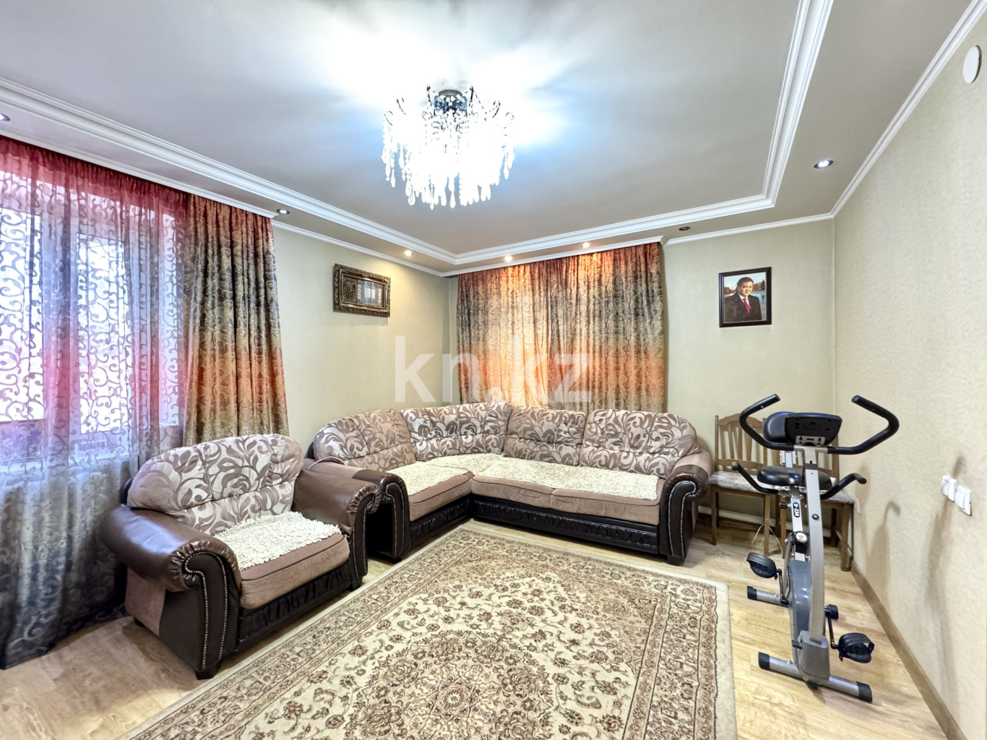 Продажа 7-комнатного дома, 353 м² в Астане - фото 4