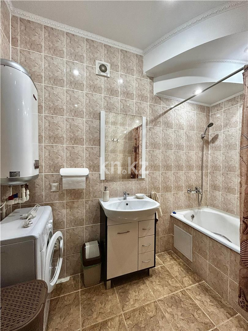 Продажа 1-комнатной квартиры, 41 м², ул. Лободы в Караганде - фото 2