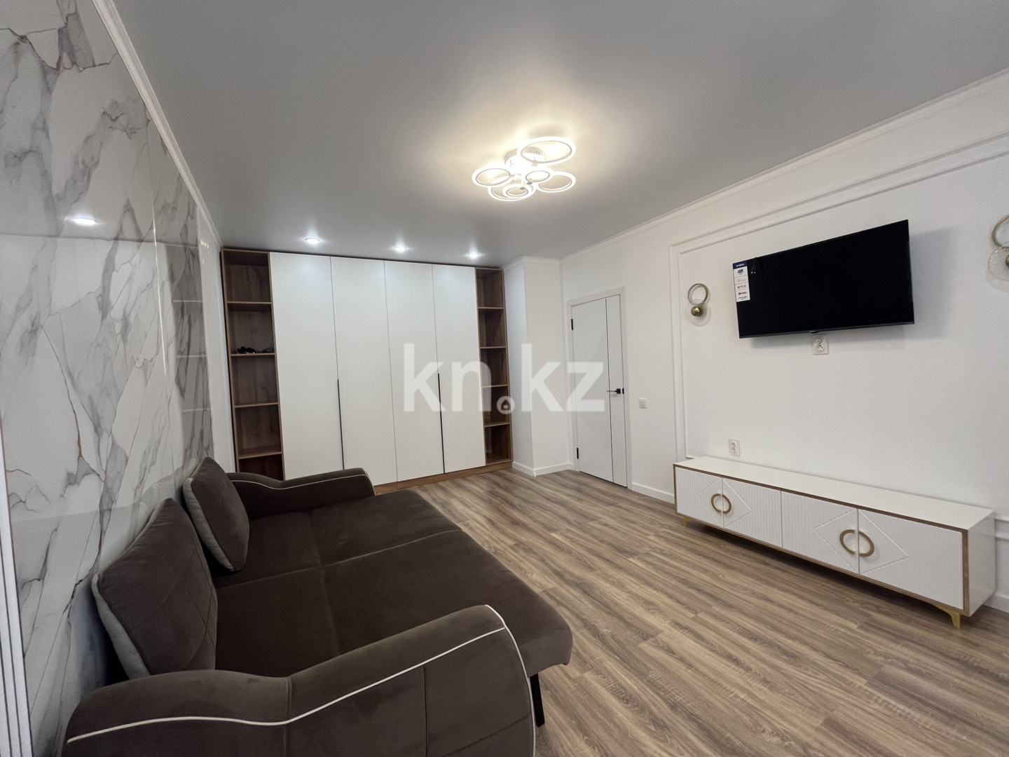 Аренда 1-комнатной квартиры, 52 м² в Алматы - фото 6