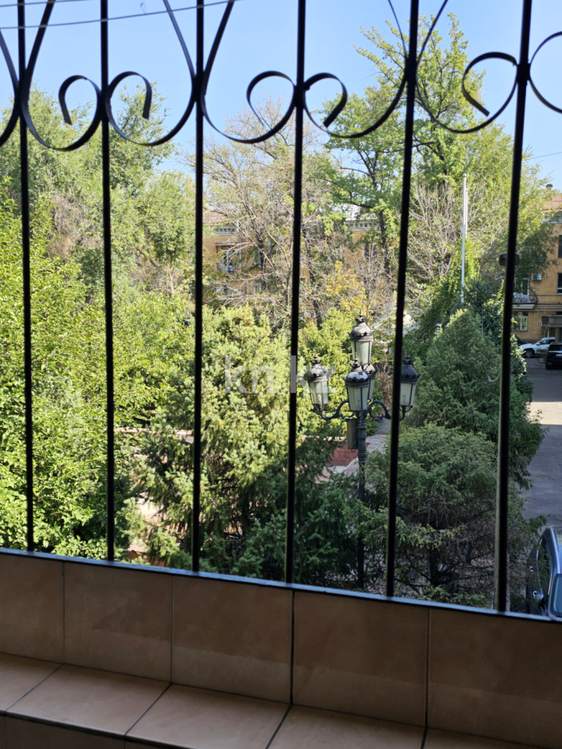 Продажа 3-комнатной квартиры, 80.7 м², ул. Желтоксан в Алматы - фото 23