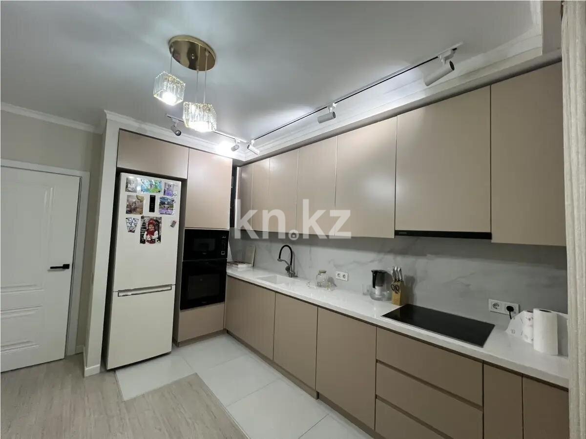 Продажа 2-комнатной квартиры, 67 м² в Алматы