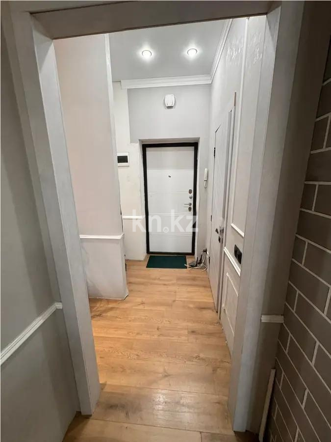 Продажа 1-комнатной квартиры, 37 м², пр. Кабанбай батыра, дом  49а в Астане - фото 4